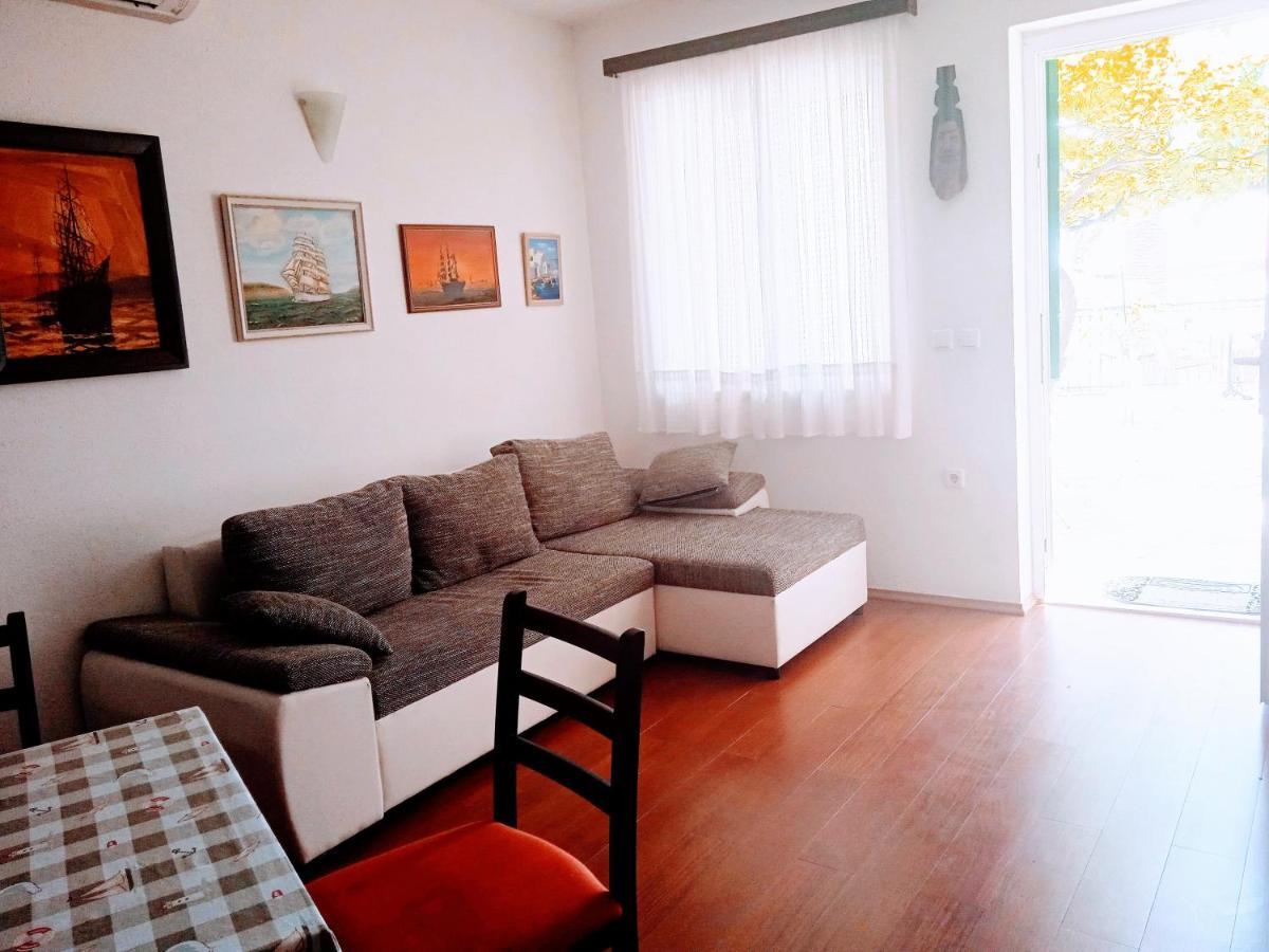 Harbour-Side Apartment With Beautiful Terrace بودغورا المظهر الخارجي الصورة